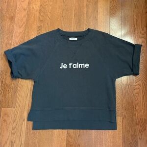 Madewell “Je t’aime” comfy grey sweatshirt with 3/4 length cuffed sleeves. Small